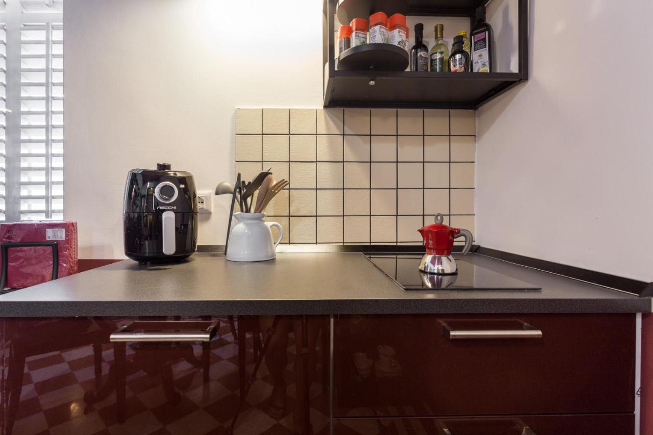 Ferienwohnung La Casa Di Gatsby Lusso In Pieno Centro Con Parcheggio Gorizia Exterior foto